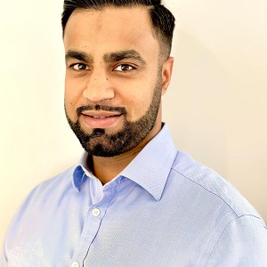 Younis Bashir: Speaking at the Restaurant & Takeaway Innovation Expo